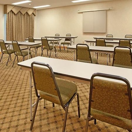 Holiday Inn Express Hotel & Suites Elkhart-South Buitenkant foto