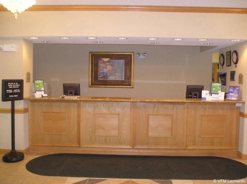 Holiday Inn Express Hotel & Suites Elkhart-South Buitenkant foto